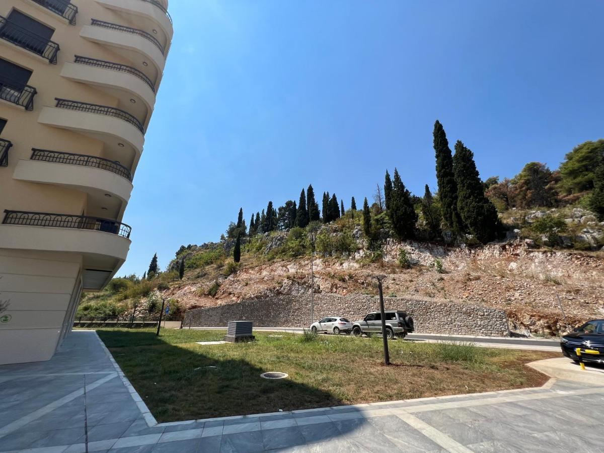 פודגוריצה Green Hills By Rent A Car Mi מראה חיצוני תמונה